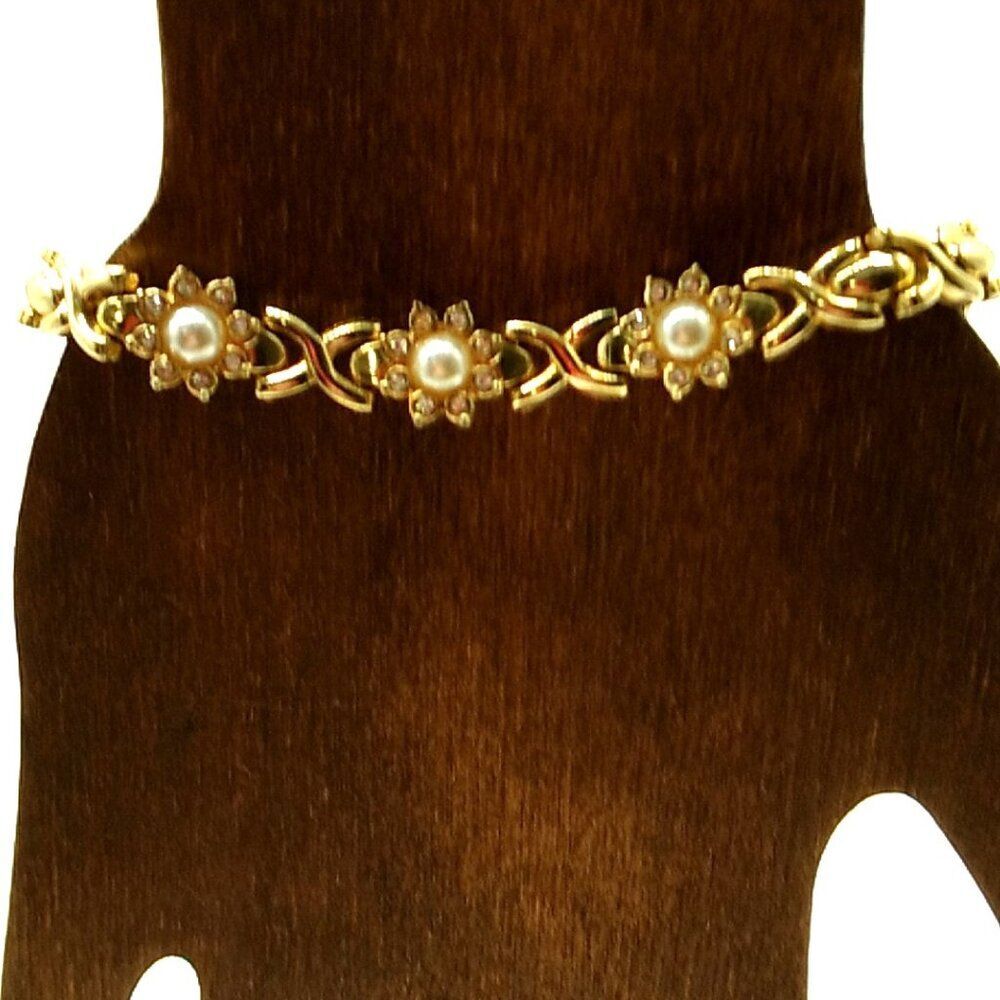 Vintage Gold-tone Link Faux Pearl & Rhinestone Flower Bracelet